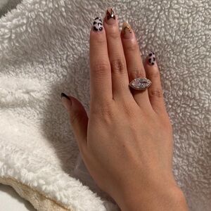 Elegant Rose Gold Ring with Clear Gemstone